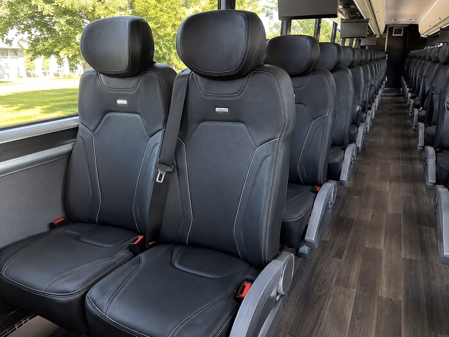 compare bus rental pricing in lakewood online upfront and in minutes
