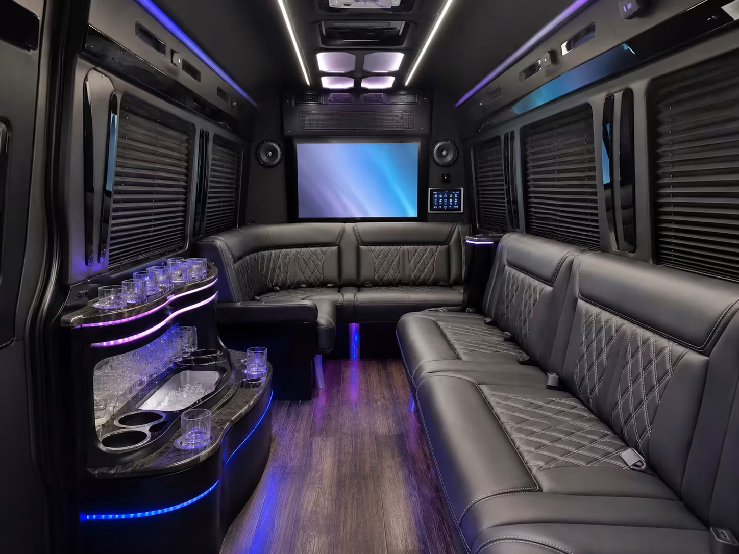lakewood shuttle buses to long beach airport lgb